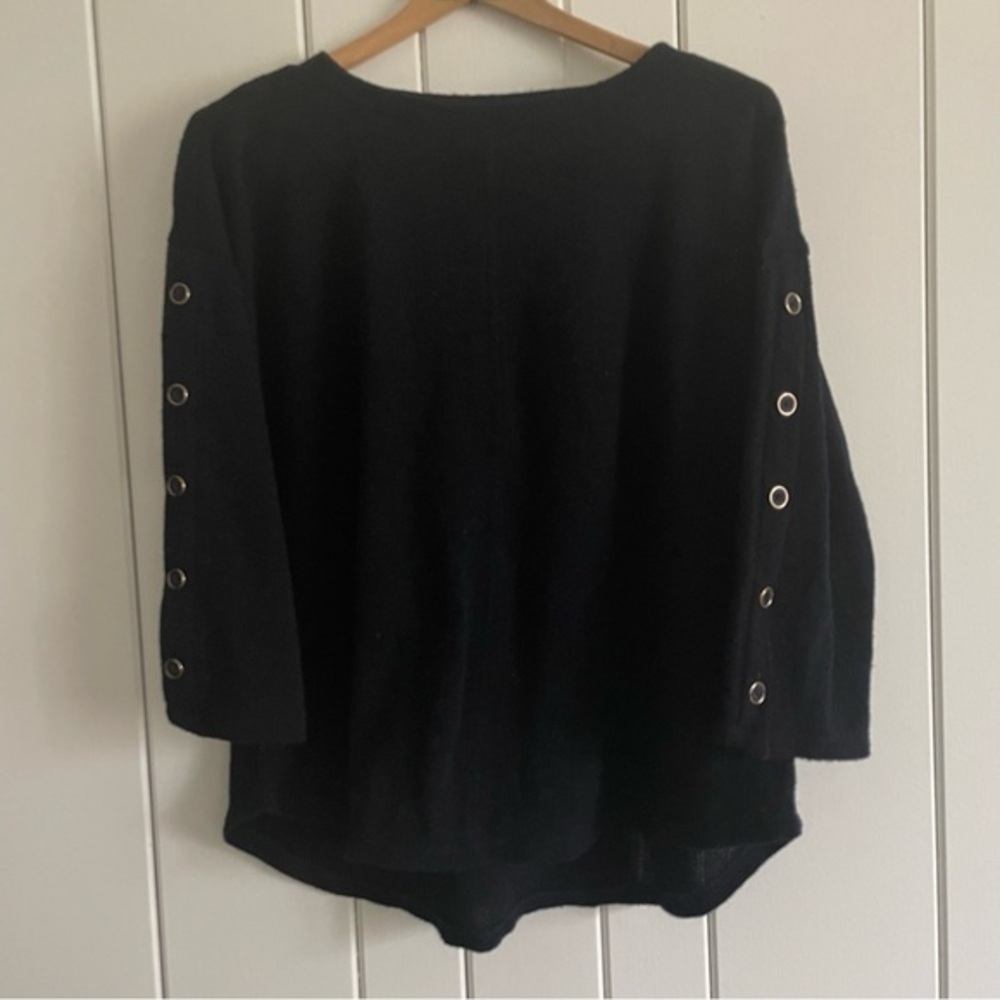 $10 SALE Liz Claiborne Black Sweater Button Accents Women Sz L Cozy Classic